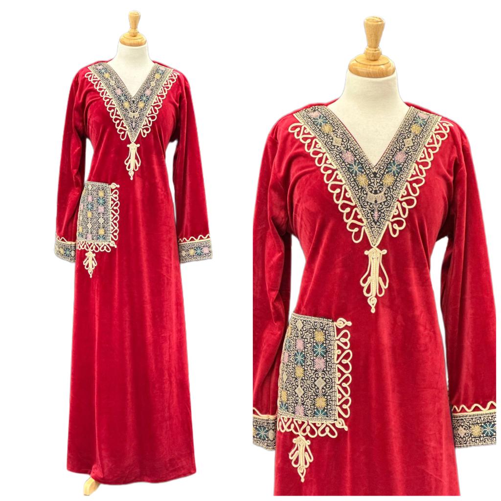 Elegant Egyptian Velvet Jalabiya – Embroidered Winter Warmth