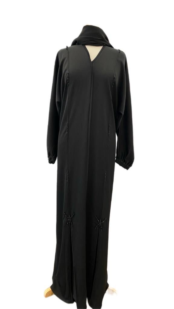 Abaya-Close Dubai Abaya with design made of high quality soft fabric