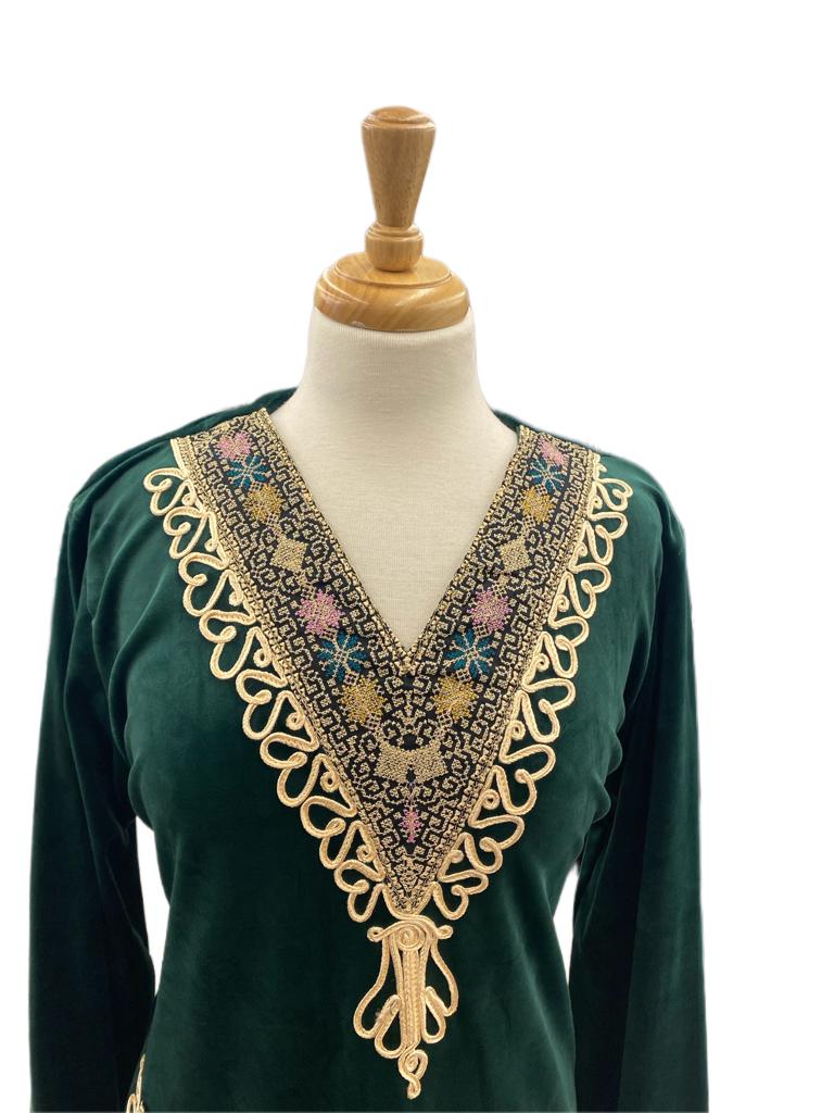 Elegant Egyptian Velvet Jalabiya – Embroidered Winter Warmth