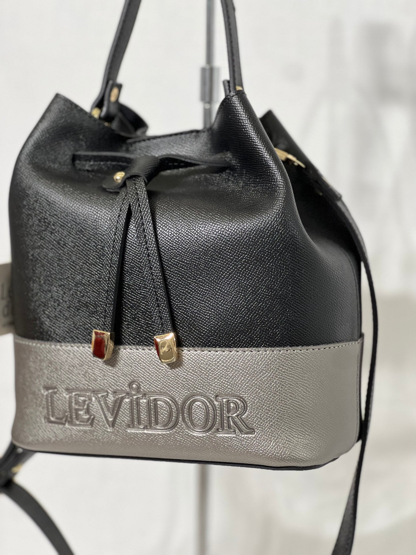 Levi’dor Drawstring Bag - Casual Style, Luxe Feel