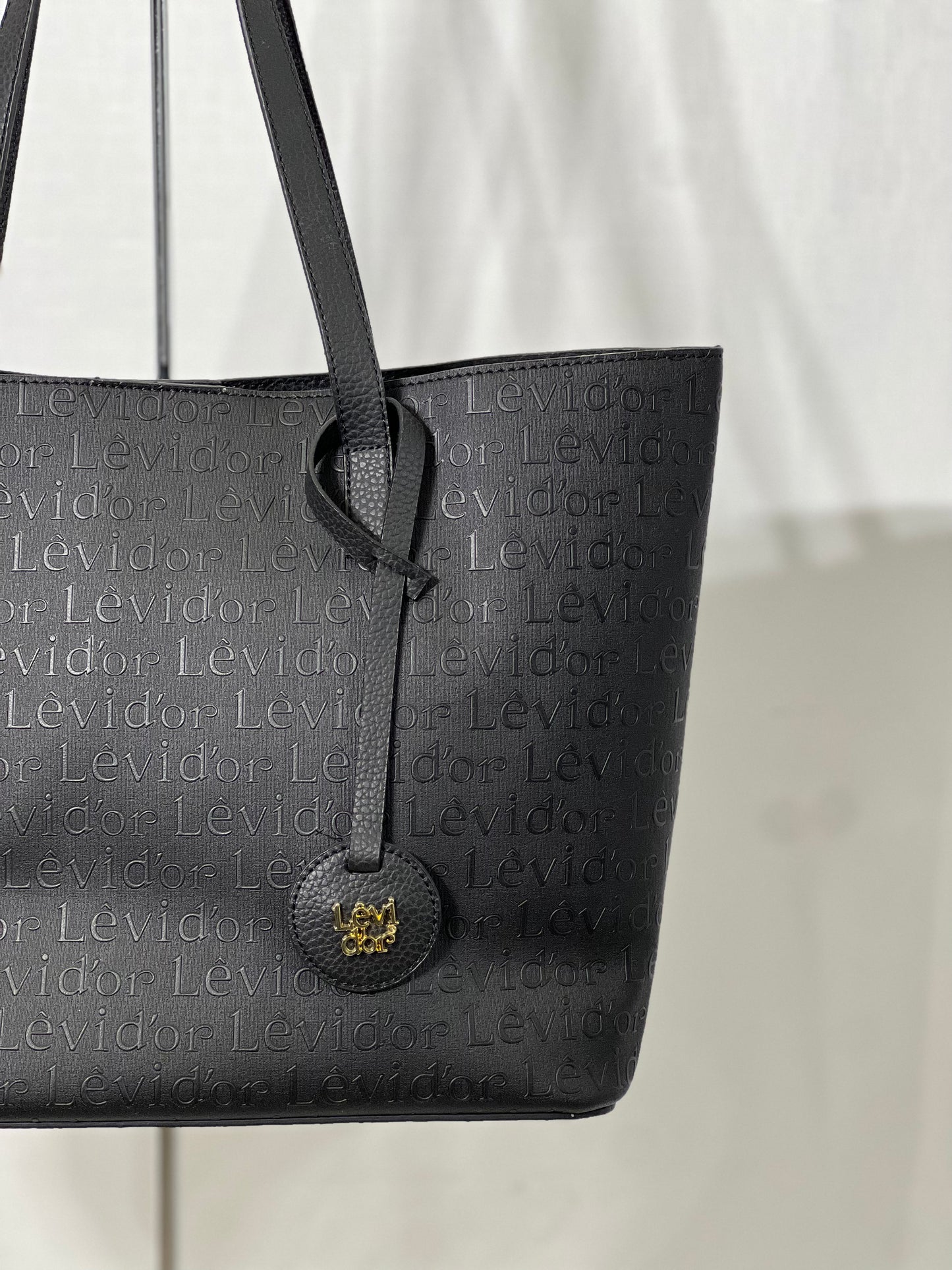 Levi'dor Classy Leather Purse – Timeless Elegance Redefined