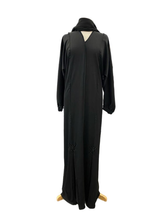 Abaya-Close Dubai Abaya with design made of high quality soft fabric