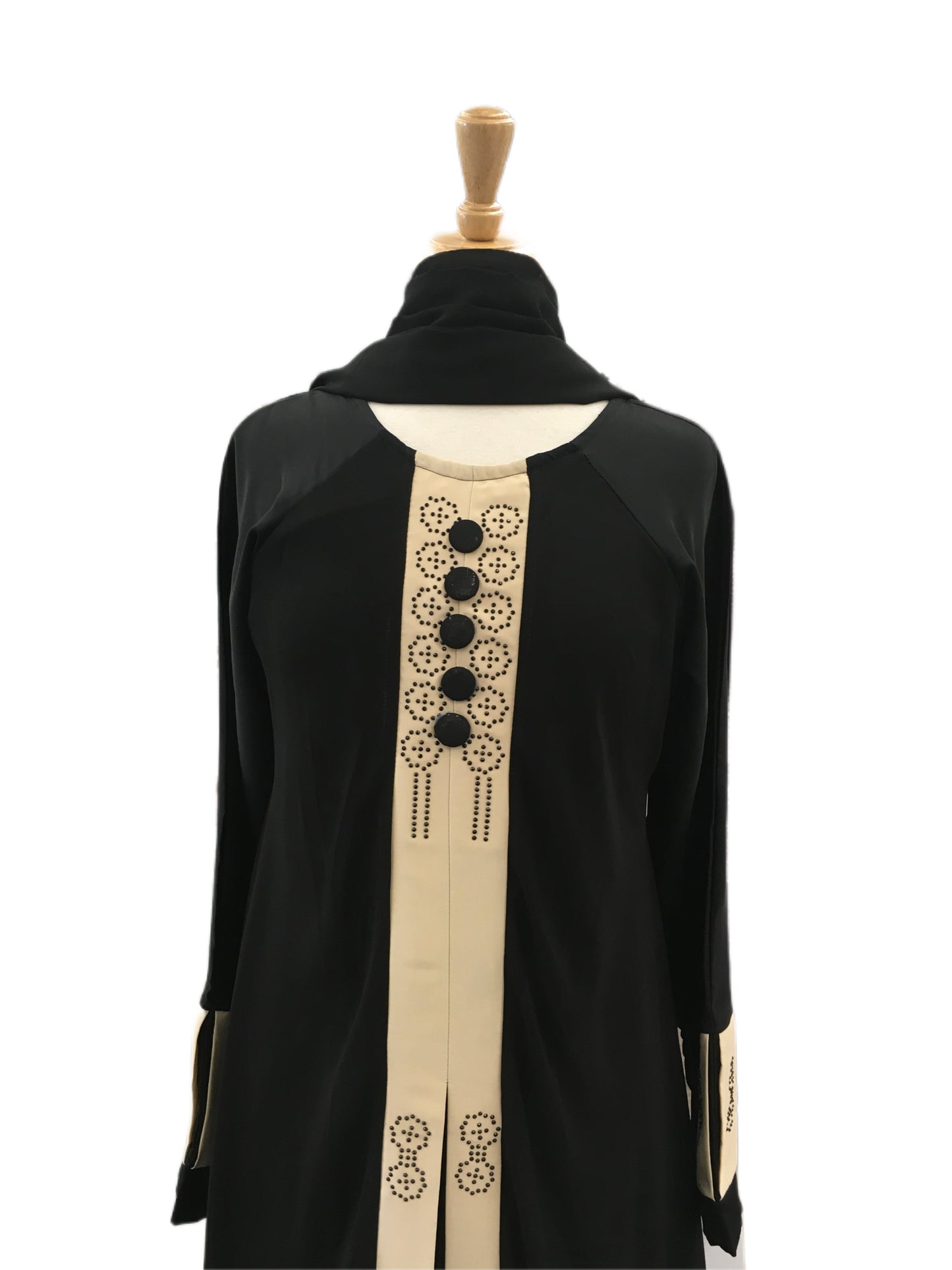 Abaya-Dubai Abaya made of soft fabric with attached sheer layer