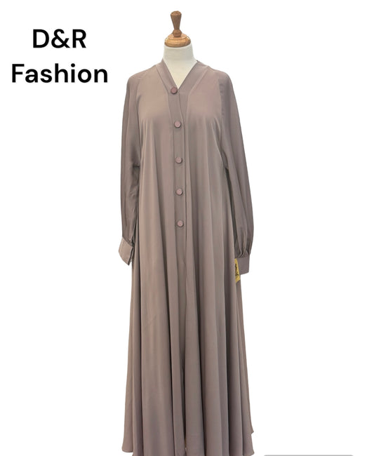 Elegant, flowy, open abaya in nude color from Dubai