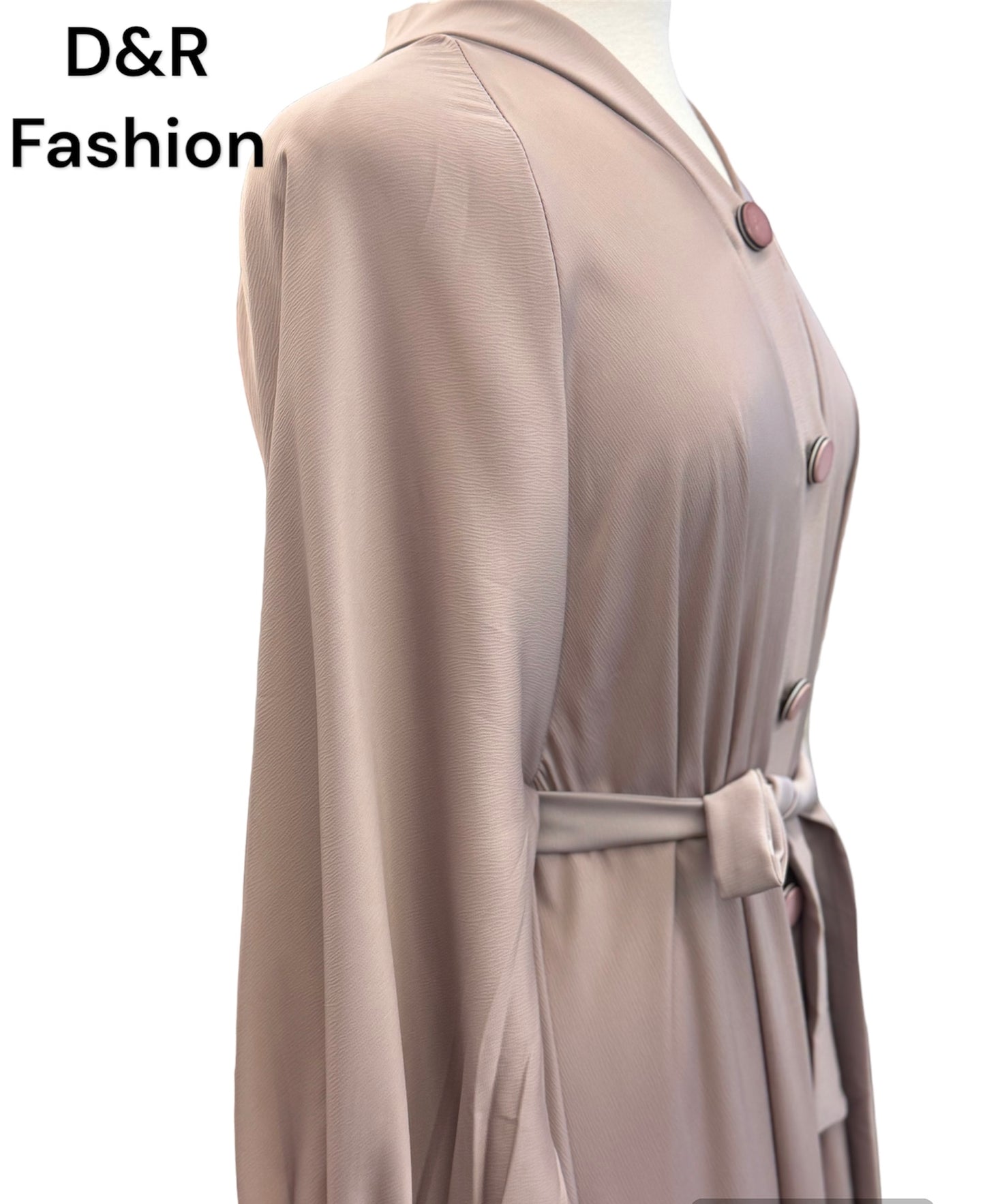 Elegant, flowy, open abaya in nude color from Dubai