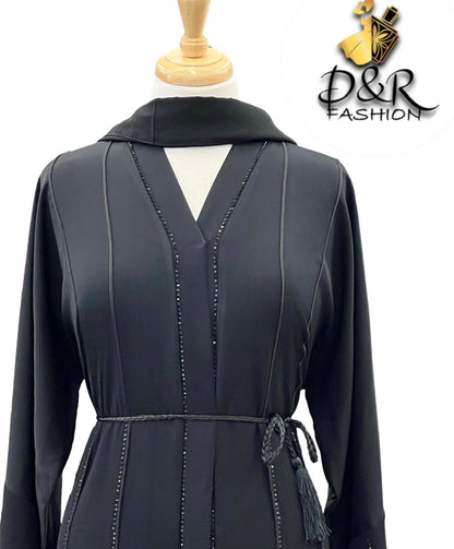 Abaya-Luxurious exquisite black chiffon abaya from Dubai, consisting of layers of exquisite black chiffon