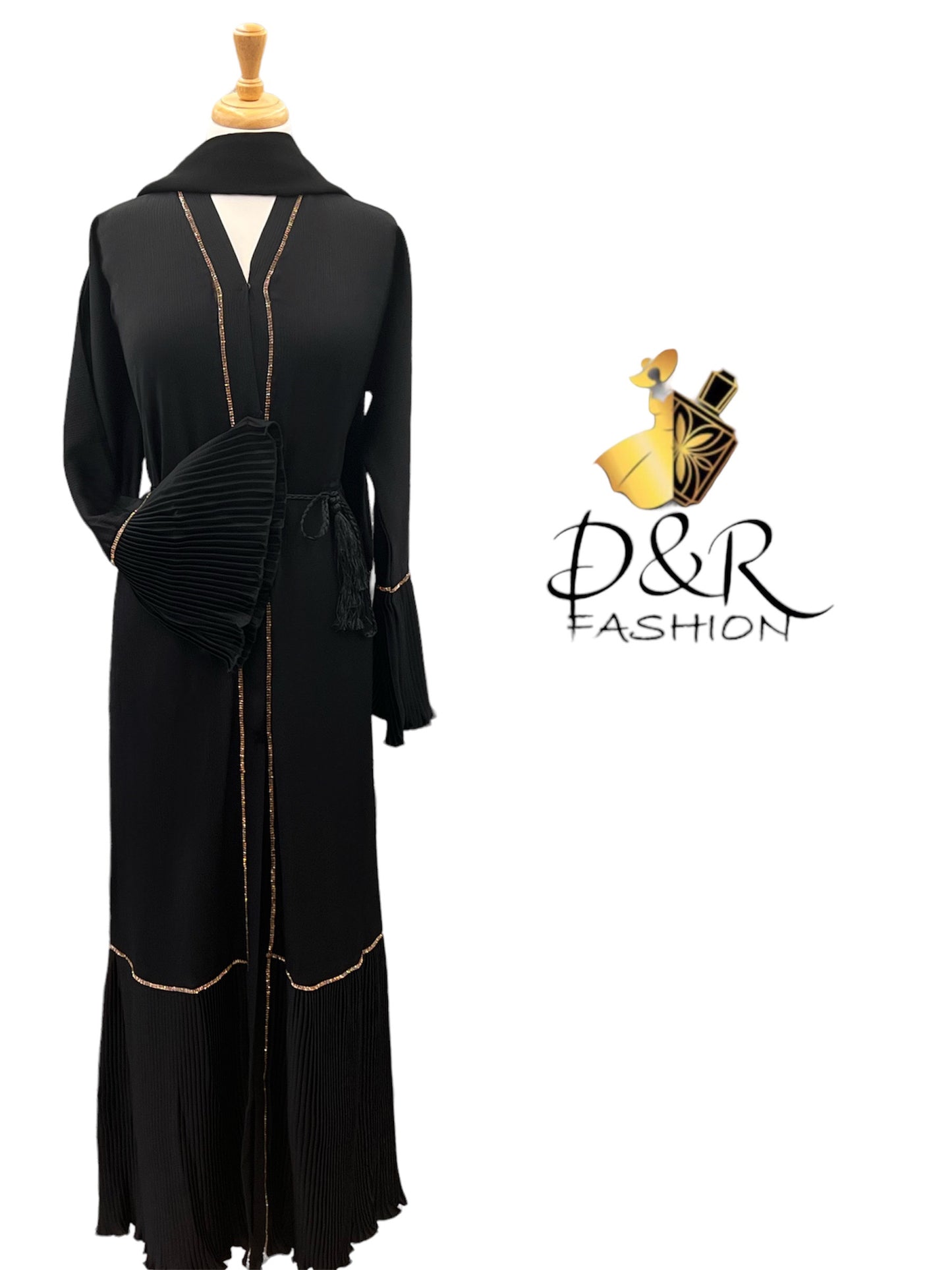 Elegant Open Dubai Abaya Set with Gold Stripe Accents