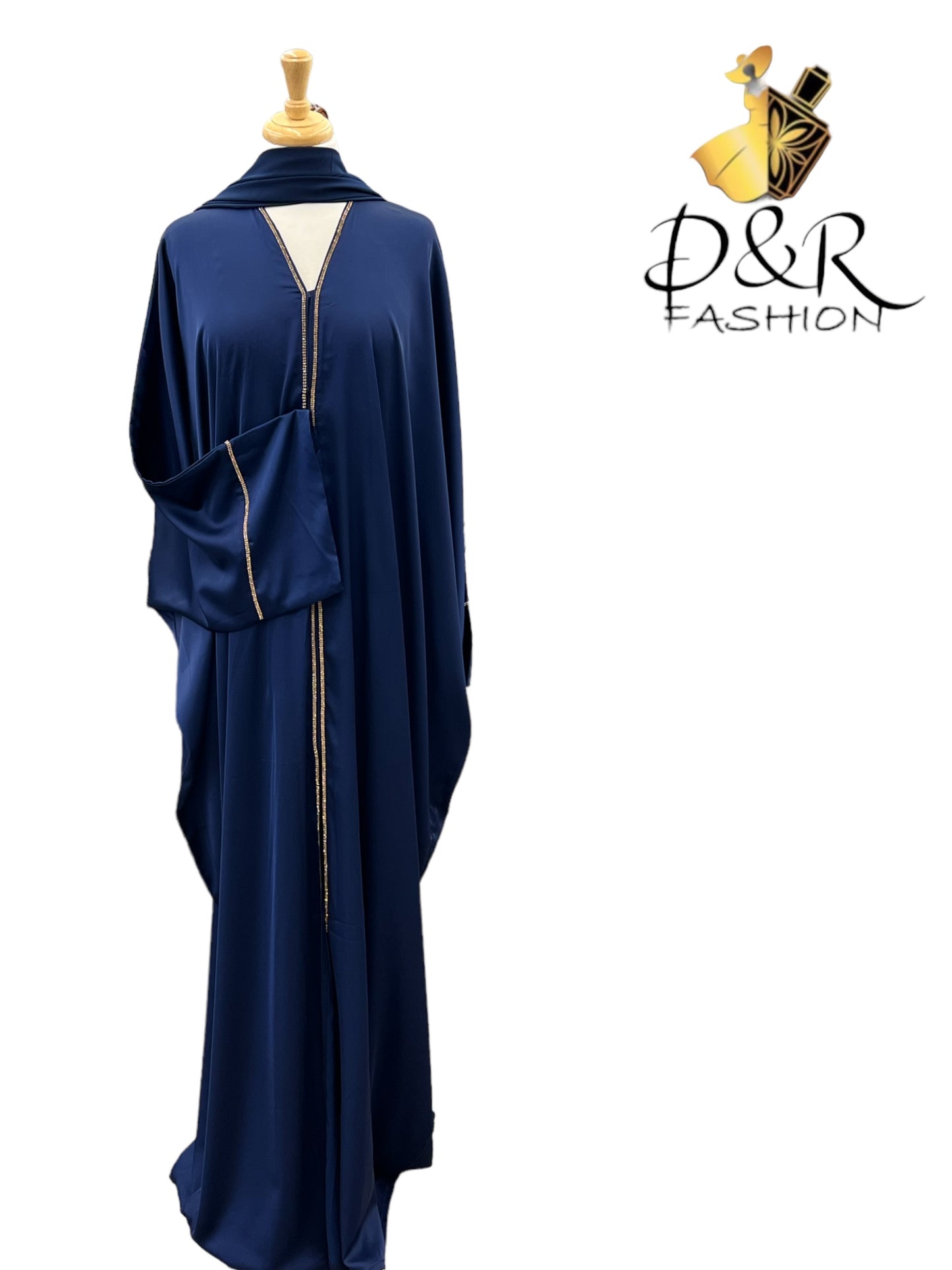 Discover our exquisite Open Abaya from Dubai with stunning golden ribbon